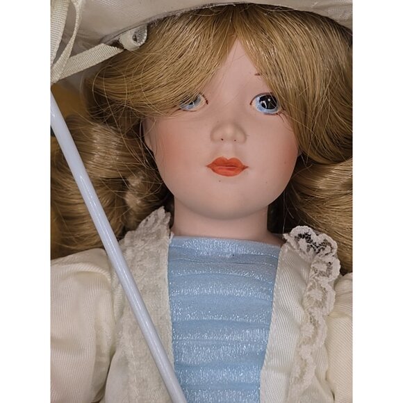 The Danbury Mint Storybook Porcelain Doll Collection "Little Bo Peep"-11" #I1941 - Picture 2 of 10